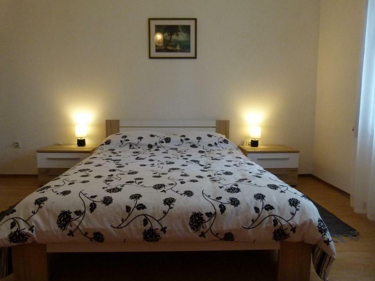 Dalmatian Stone House Angela Villa Drniš Kültér fotó